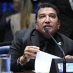 Senador Magno Malta enfrenta acusações de agressão a funcionária