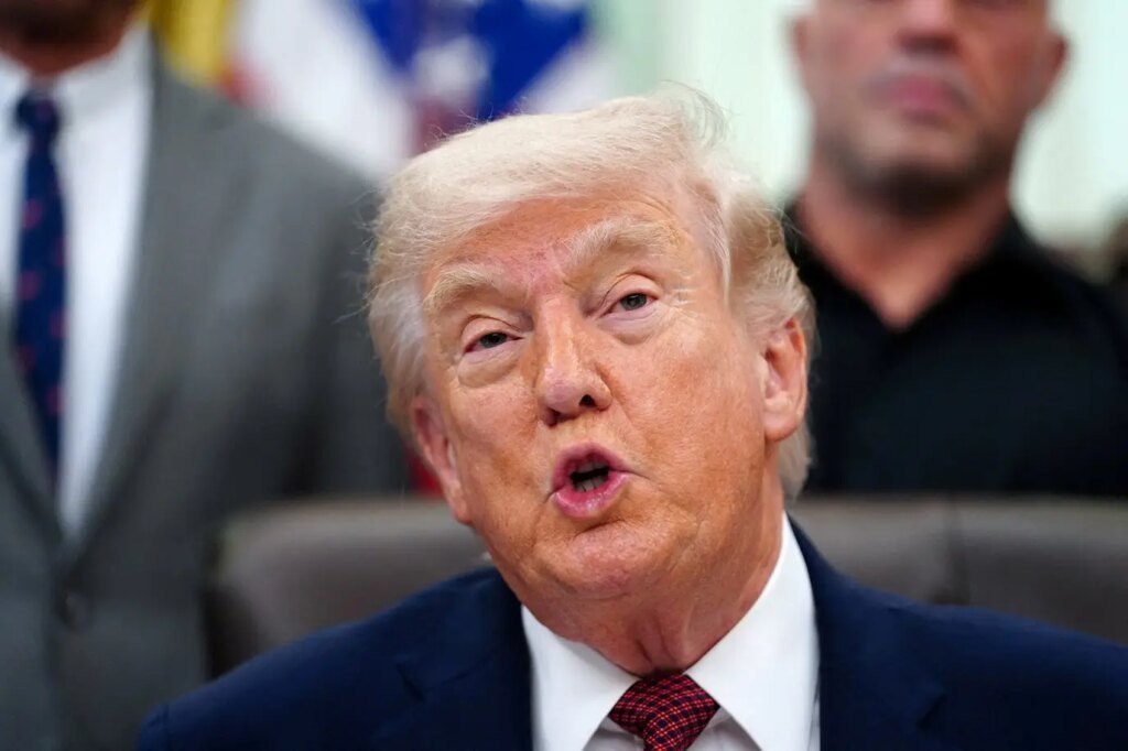 Trump avalia proposta do Irã para encerrar conflito armado