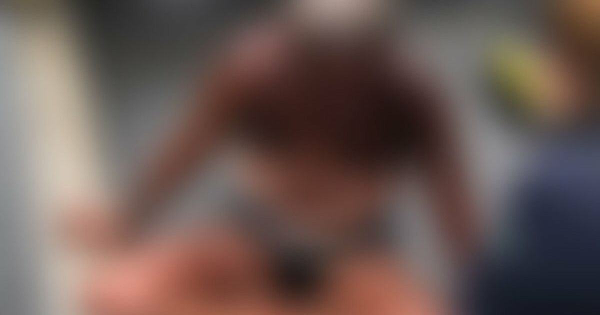 Homem arrasta e ateia fogo em companheira após briga por ciúmes