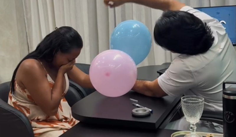 mãe solo realiza chá revelação com médico e cena emociona a web