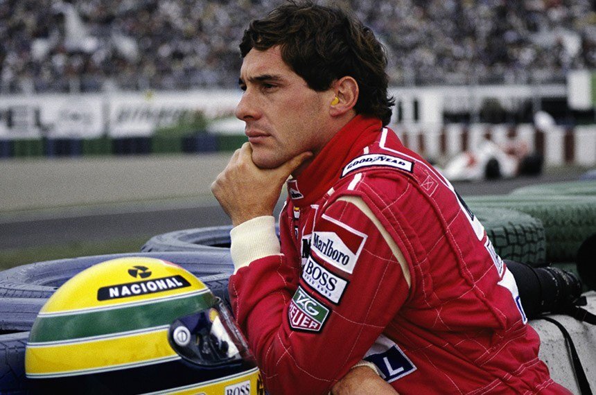 Ayrton Senna é reconhecido oficialmente como Herói da Pátria