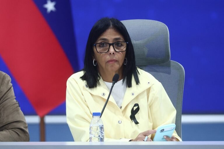 Terremotos deixaram 2.595 mortos na Venezuela, anuncia presidente interina