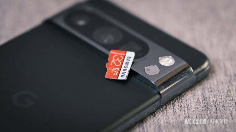 Altos custos de upgrades de armazenamento reforçam necessidade de microSD