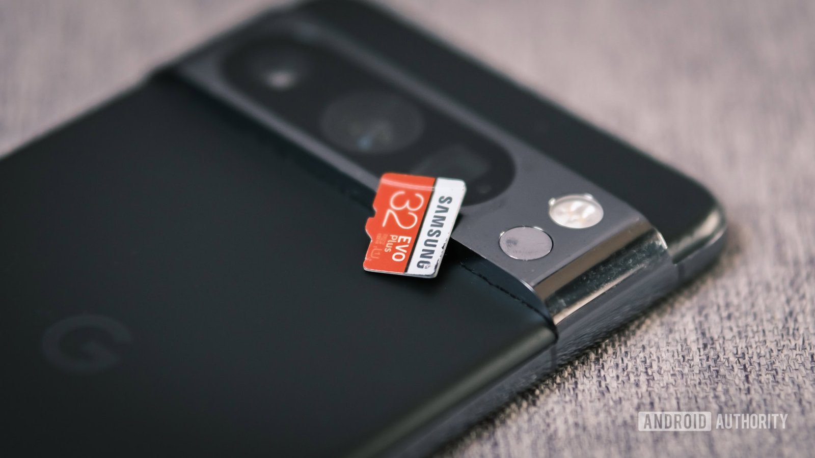 Altos custos de upgrades de armazenamento reforçam necessidade de microSD