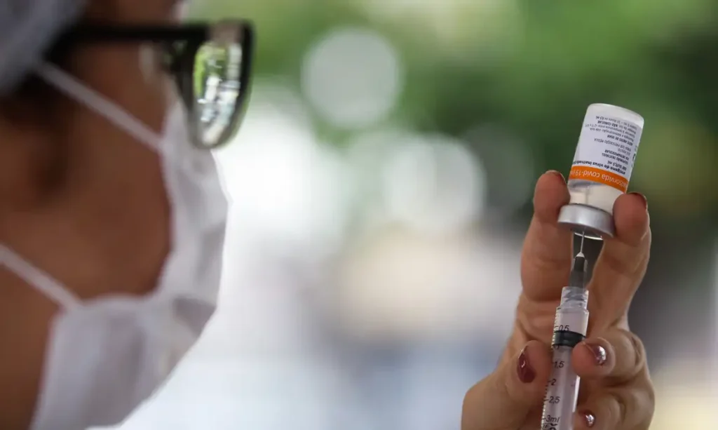 Anvisa Revê Fórmula das Vacinas Contra Covid-19: Novidades!