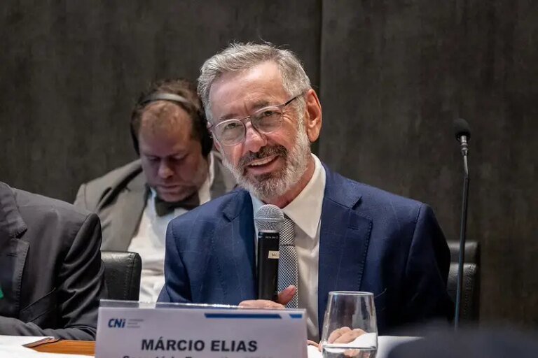 Brasil e EUA discutem tarifas em reunião do MDIC: posição firme