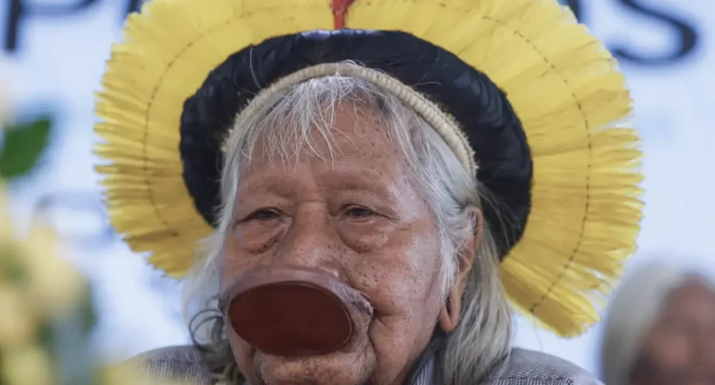 Cacique Raoni tem alta hospitalar