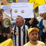 Camelôs do Rio se mobilizam contra plano da prefeitura Camelôs do Rio se mobilizam contra plano da prefeitura