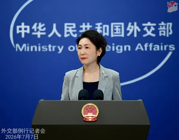Mao Ning, porta-voz do Ministério das Relações Exteriores da China, durante coletiva de imprensa em Pequim