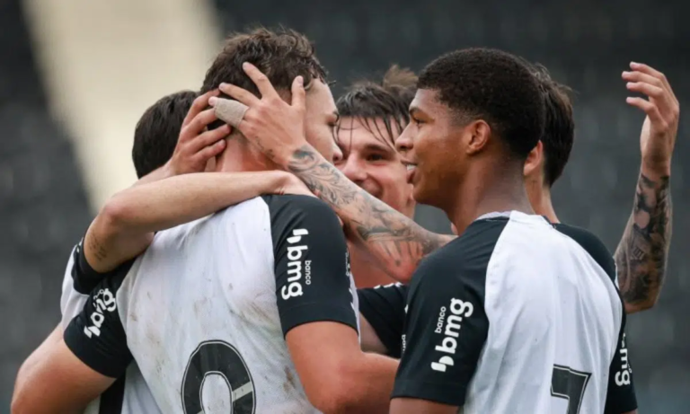 Corinthians vence Inter e assume liderança no Brasileirão Sub-17