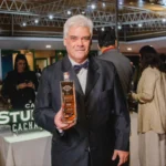 Hugo Studart apresenta edição exclusiva de cachaças artesanais