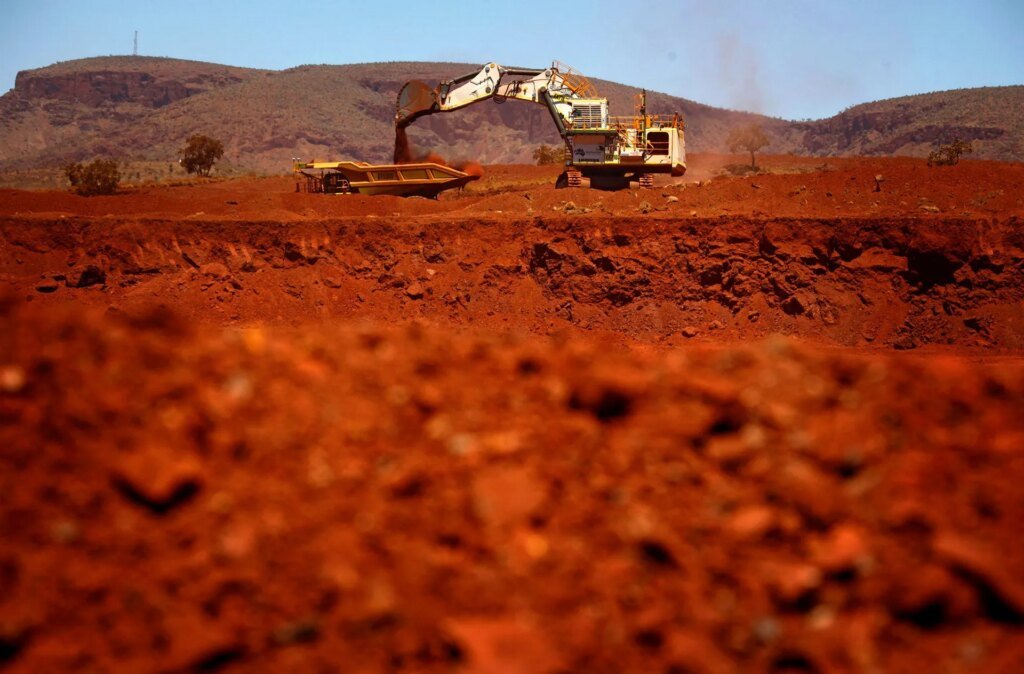 Minério de Ferro: Queda devido à baixa demanda, oferta em risco