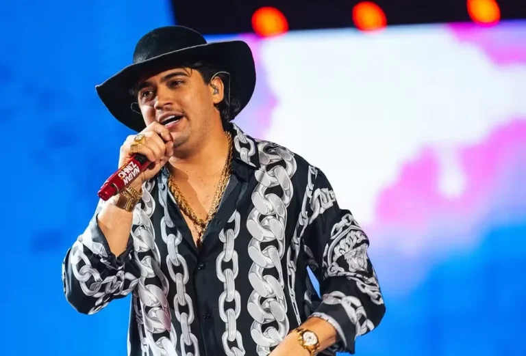 Natanzinho supera 36 cantoras em cachês de estados e municípios