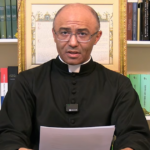 Padre excomungado revela advertência por criticar rituais de macumba