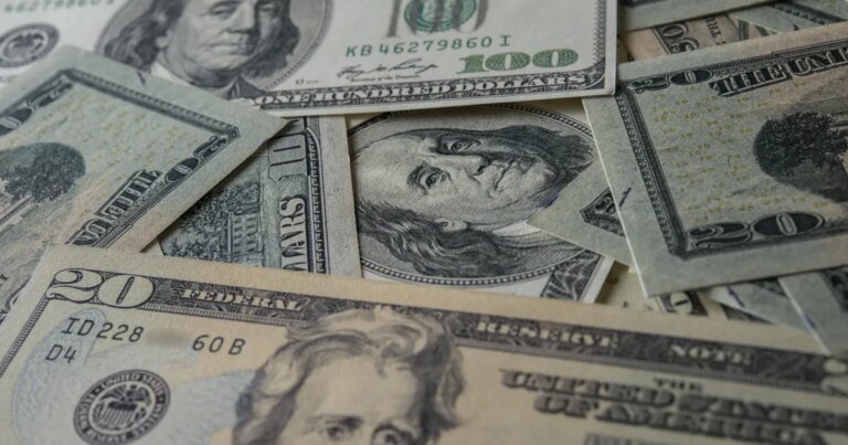 Rendimento do Tesouro dos EUA dispara ao maior patamar em 19 após Fed