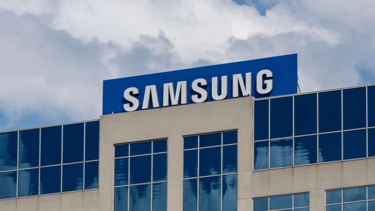 Samsung Electronics encerra contratos de 800 funcionários nos EUA