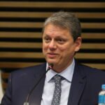Tarcísio reafirma confiança nas urnas após declaração de Flávio
