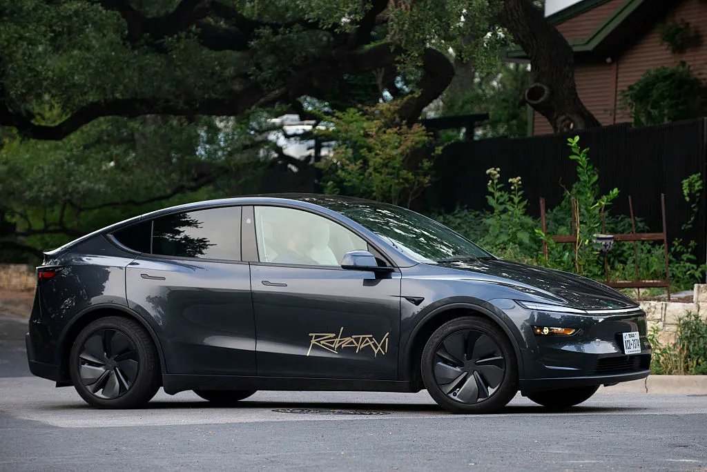 Tesla enfrenta retrocesso com veículos autônomos em teste