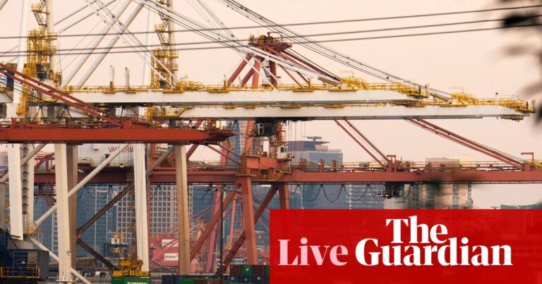 Trump Impõe Novas Tarifas a 80 Países por Questões de Trabalho Forçado