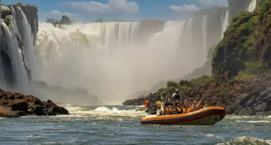 Holandês morre durante passeio de barco nas Cataratas do Iguaçu