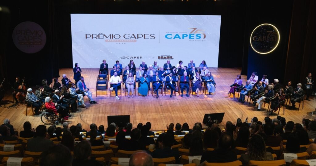 Capes comemora 75 anos e homenageia professores da USP com Prêmio Anísio Teixeira – Jornal da USP