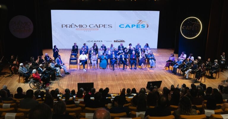 Capes comemora 75 anos e homenageia professores da USP com Prêmio Anísio Teixeira – Jornal da USP