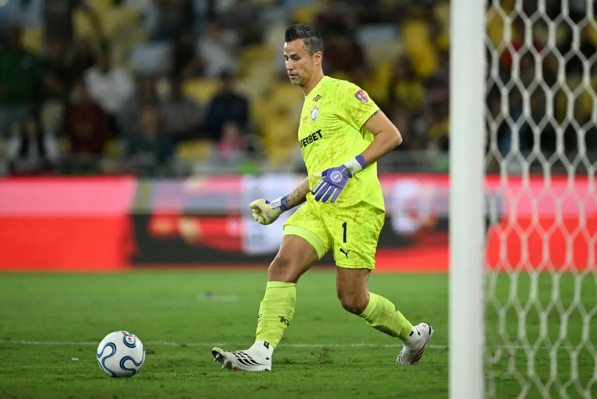 Cano marca no fim, Flu vira sobre Palmeiras e ‘ajuda’ Fla no Brasileirão