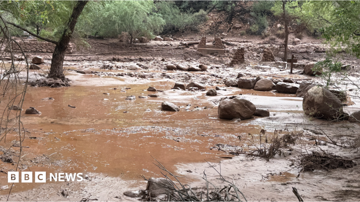 Desaparecimento de trilheiros após forte inundação no Grand Canyon