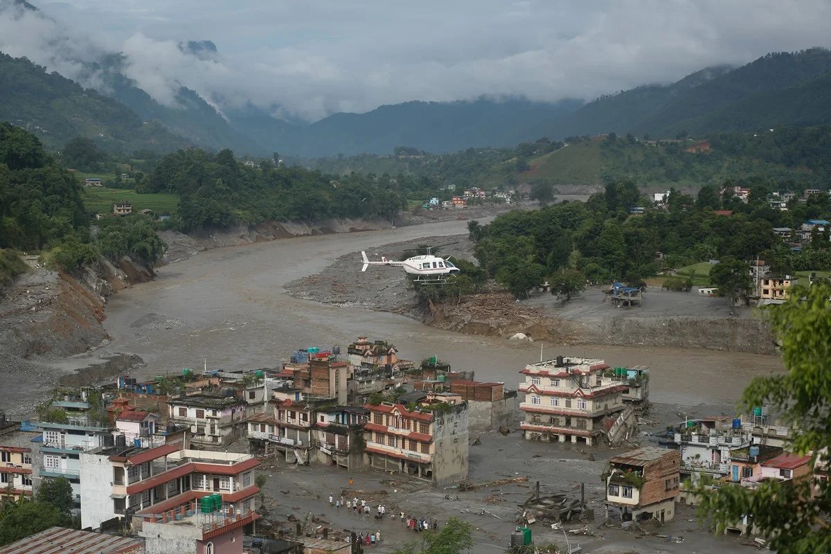 EUA envia US$ 3,6 milhões ao Nepal após tragédia que deixou 675 mortos