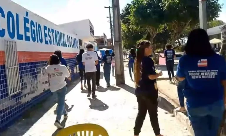 Estudante de 16 anos agredida após rejeitar assédio escolar