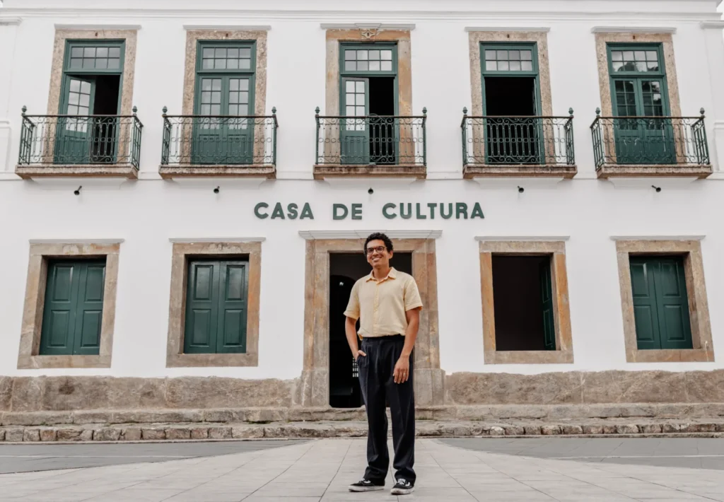 Ex-aluno de Maricá, RJ, conquista vaga na carreira diplomática