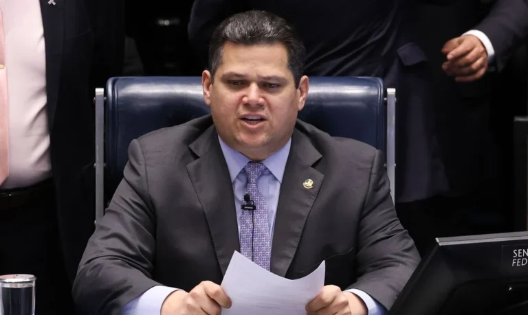 Governo solicita a Alcolumbre instalação de comissão sobre MP das Blusinhas