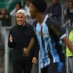 Grêmio supera Chapecoense e se prepara confiante para Gre-Nal