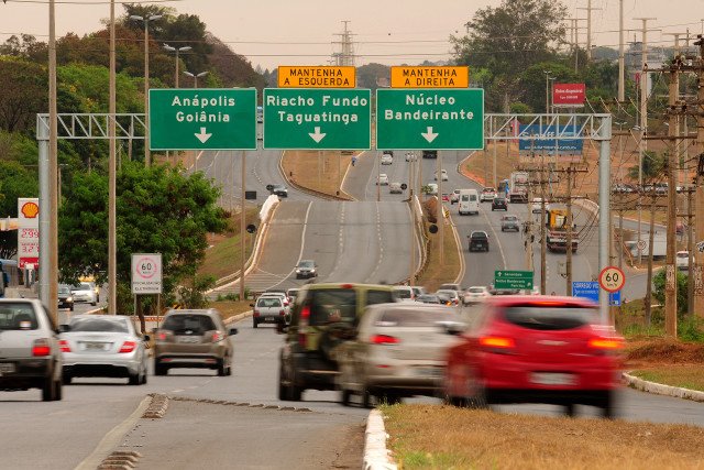 Homem morre atropelado durante a madrugada desta sexta na EPNB
