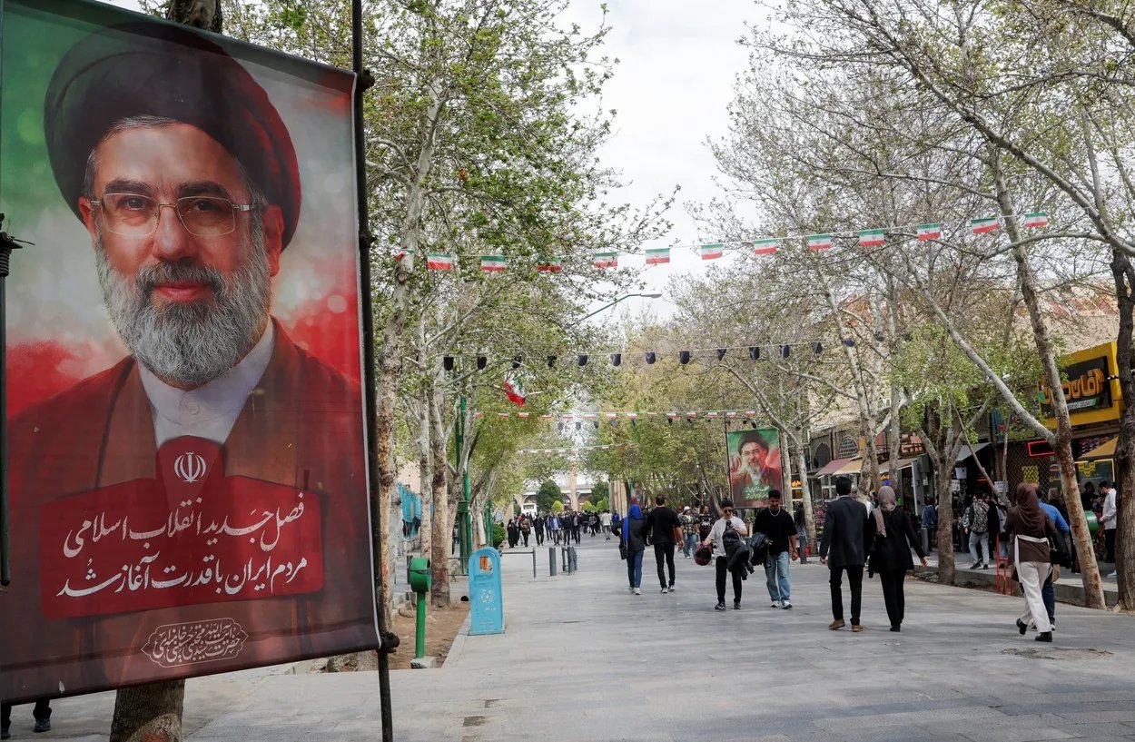 Khamenei designa novo líder para o Conselho de Segurança Nacional