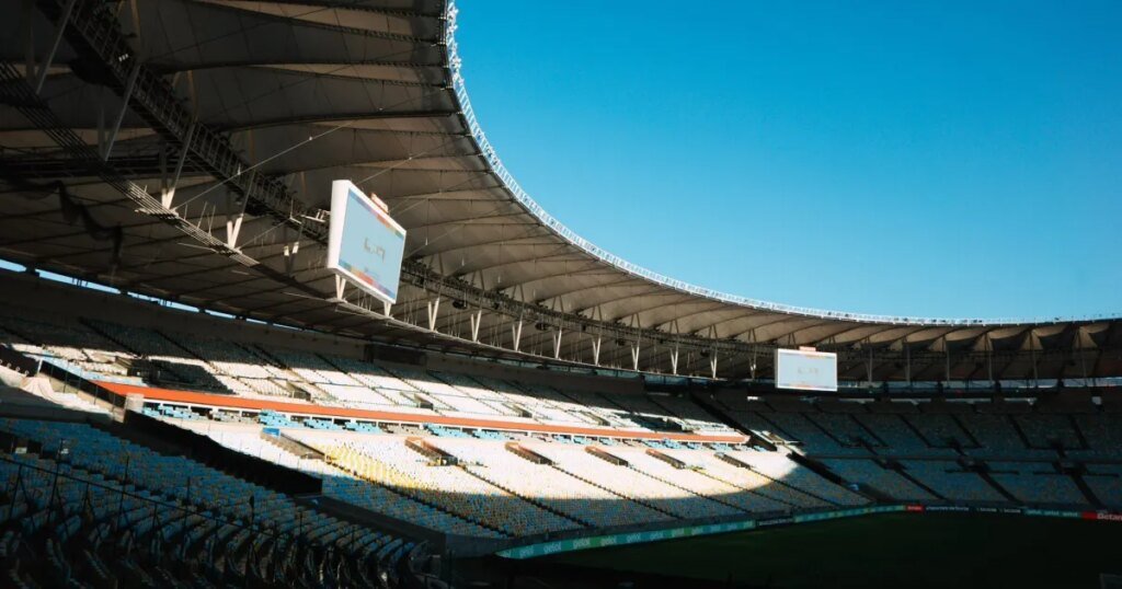 Superlotação em jogos do Flamengo e Fluminense é investigada pelo MPRJ