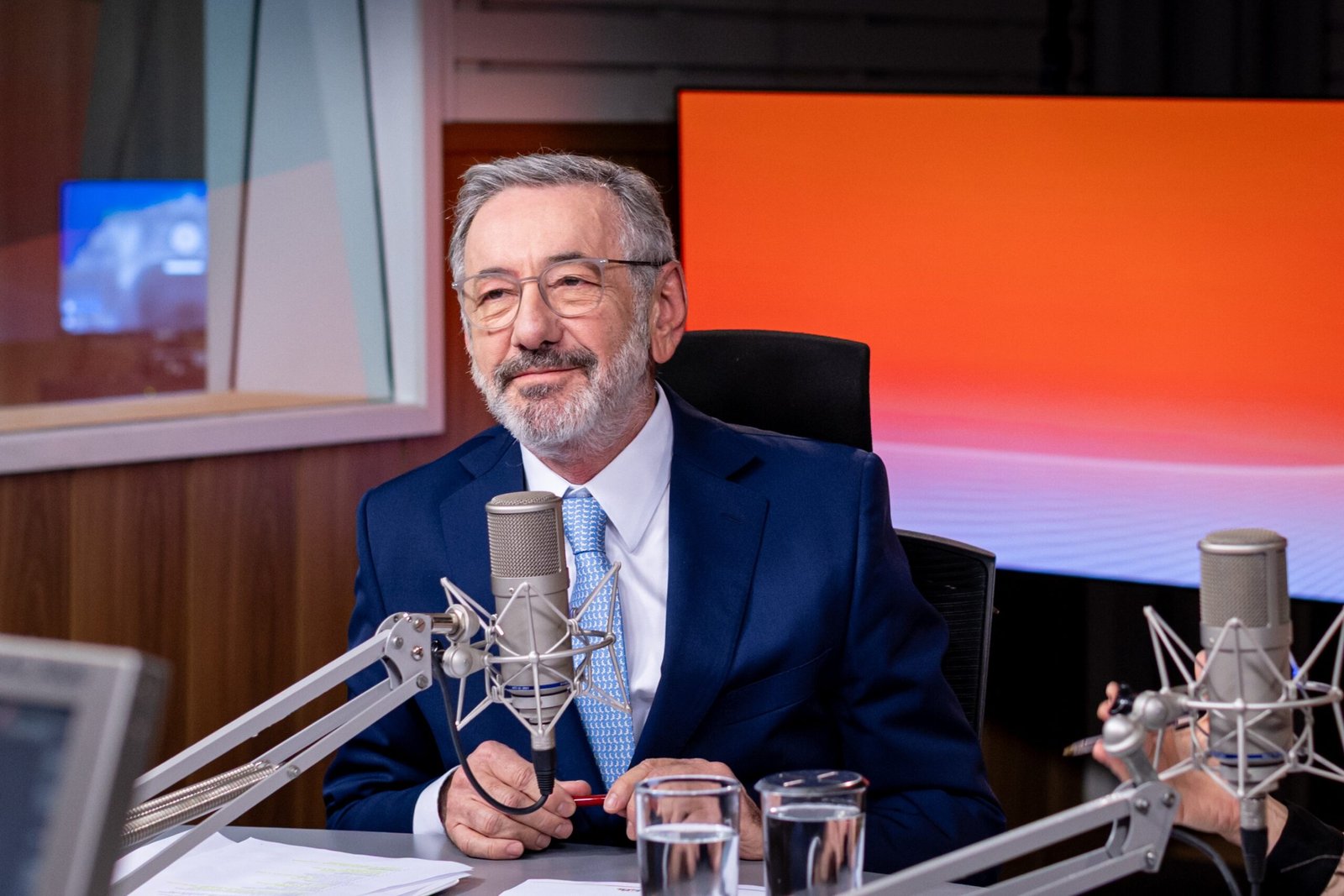 Ministro visita Índia para fortalecer comércio em defesa e tecnologia
