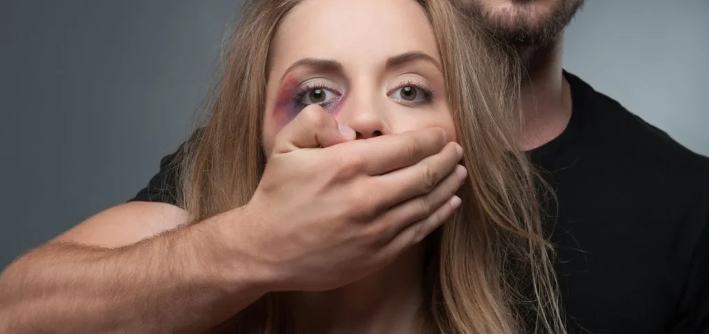 Mulheres em SC podem mudar local de votação após violência doméstica