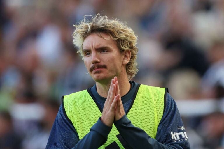 Napoli negocia com o Newcastle pela contratação de Woltemade