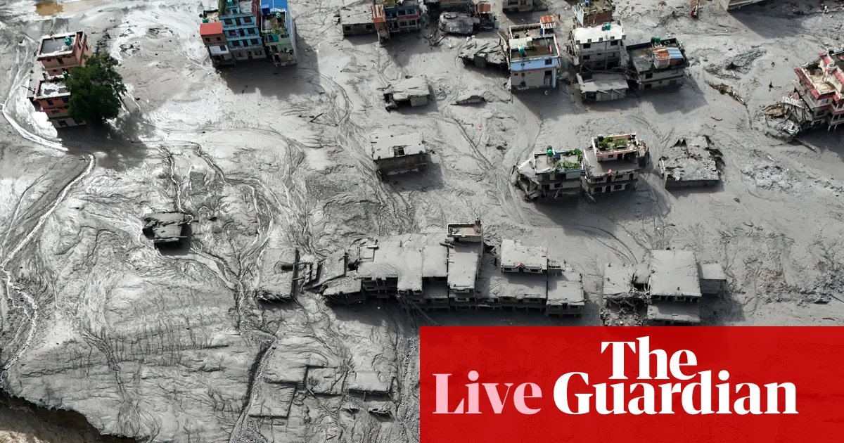 Nepal: Quase 400 mortos em inundações e alerta de novos riscos