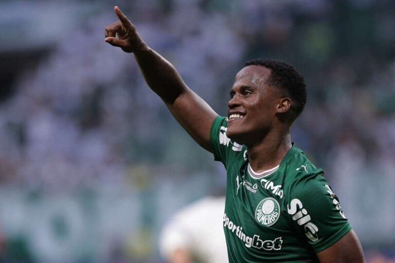 Palmeiras vence com destaque para jogadores da Copa 2023