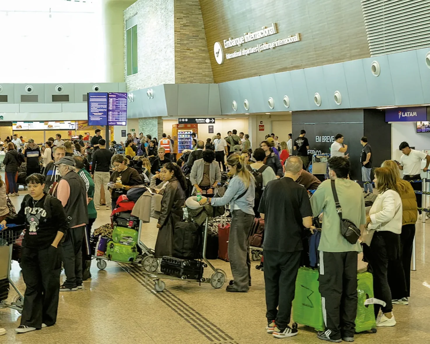 Passageiros em situação crítica no aeroporto do RN após emergência