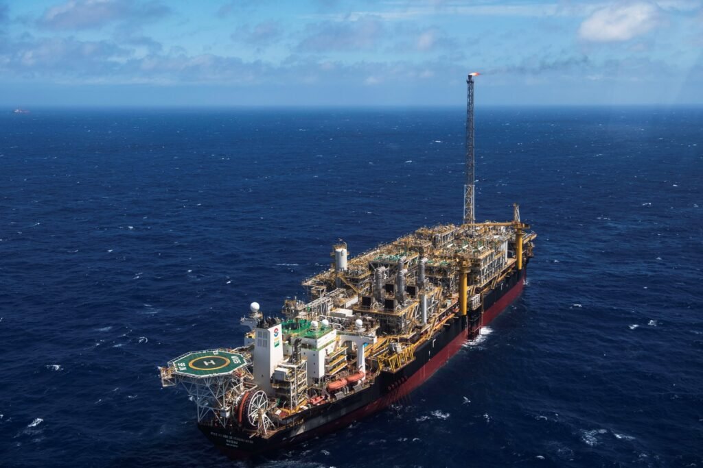 Preparativos de petroleira dos EUA na Groenlândia geram preocupação