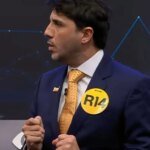 Renan sugere intervenção no CE e BA se governadores forem reeleitos Renan sugere intervenção no CE e BA se governadores forem reeleitos
