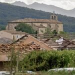 Tornado causa destruição em vila no sudoeste da França