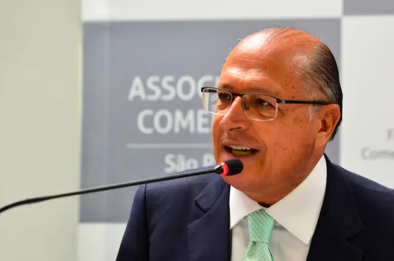 Alckmin acredita em avanço do 6x1 no plenário esta semana