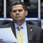 Alcolumbre indica que Mendonça poderá ser investigado em impeachment de Moraes