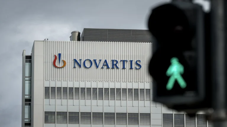 Anvisa interrompe ensaio da Novartis após três mortes em testes