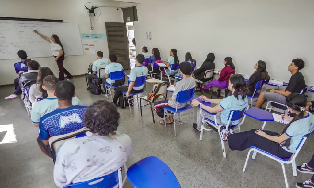 Brasil avança no desempenho escolar em relação a países ricos