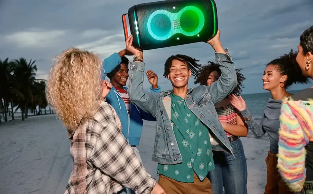 Desconto imperdível: JBL PartyBox Club 120 com R$ 1.000 off na Amazon